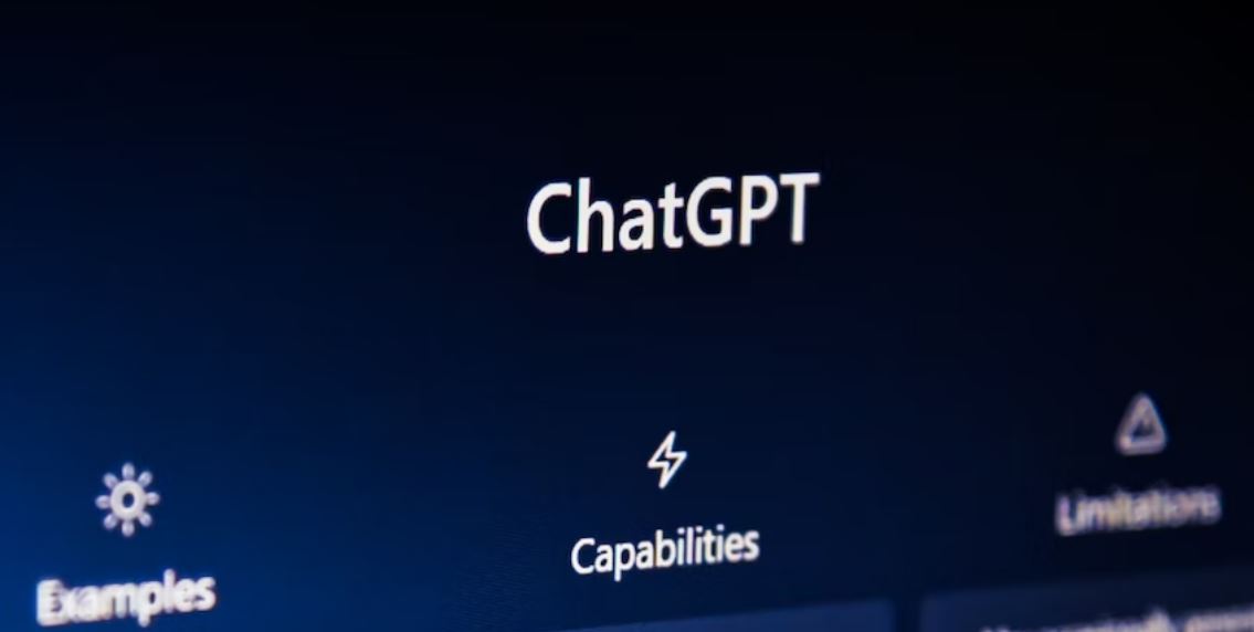 自然な文章を自動作成！今話題のAIチャットボット、ChatGPTとは