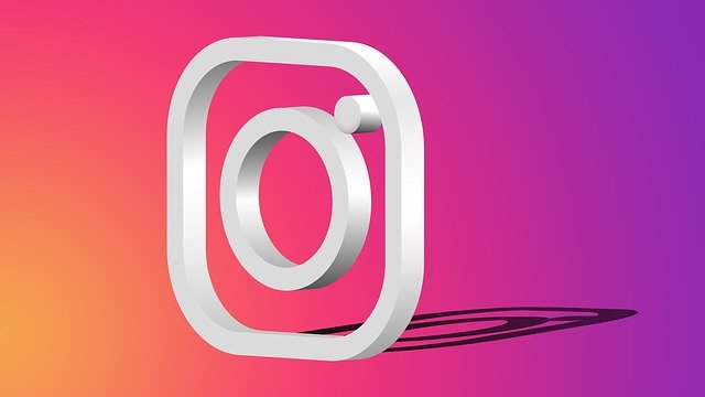 【ECサイト運営者必見】Instagram広告でショッピング投稿を配信しよう