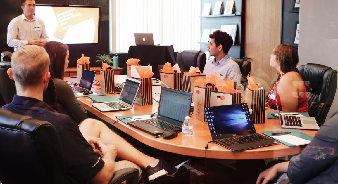 パルケミートのchrome拡張機能が提供開始！他ミーティングツールとの比較もご紹介