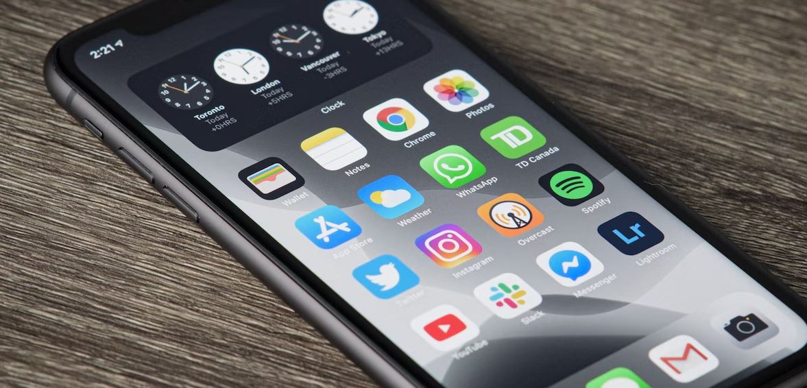 アプリストアのスクリーンショットはどう設定すればよい？最適化のコツを解説