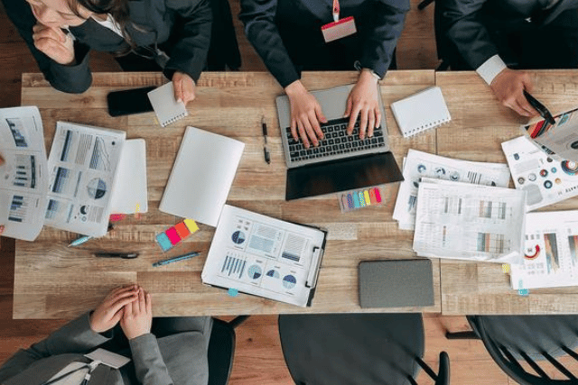 Shopify構築代理店との打ち合わせ